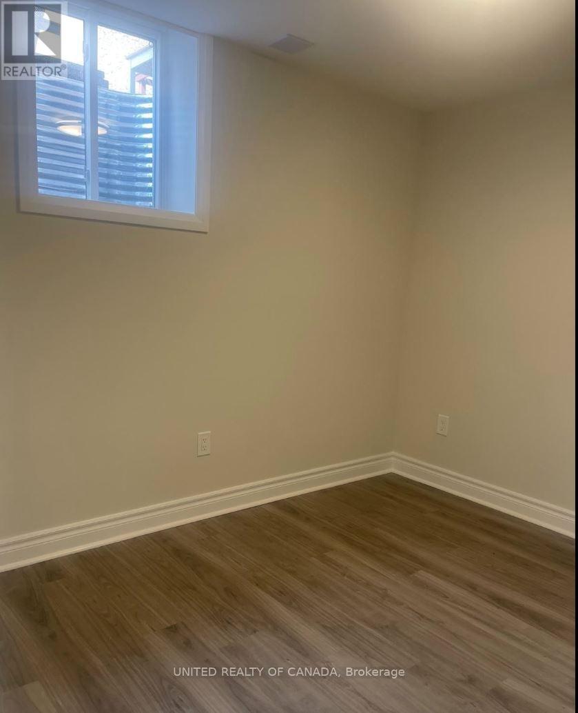 Lower - 2 Lichen Court, Vaughan, Ontario  L4H 2P9 - Photo 5 - N13518718