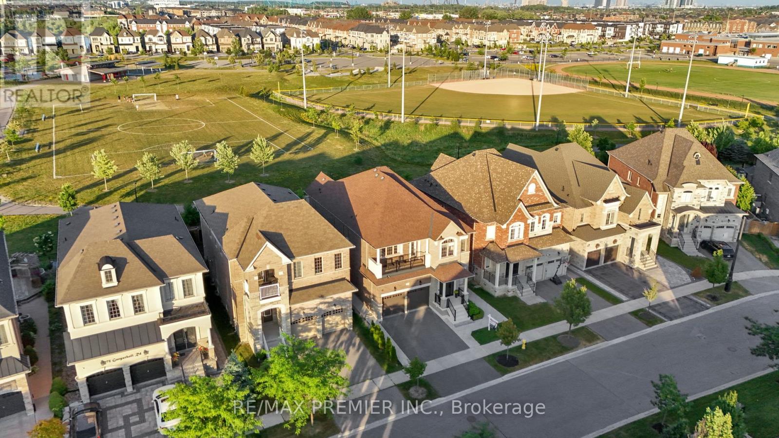67 Garyscholl Road, Vaughan, Ontario  L4H 3R4 - Photo 49 - N13518872