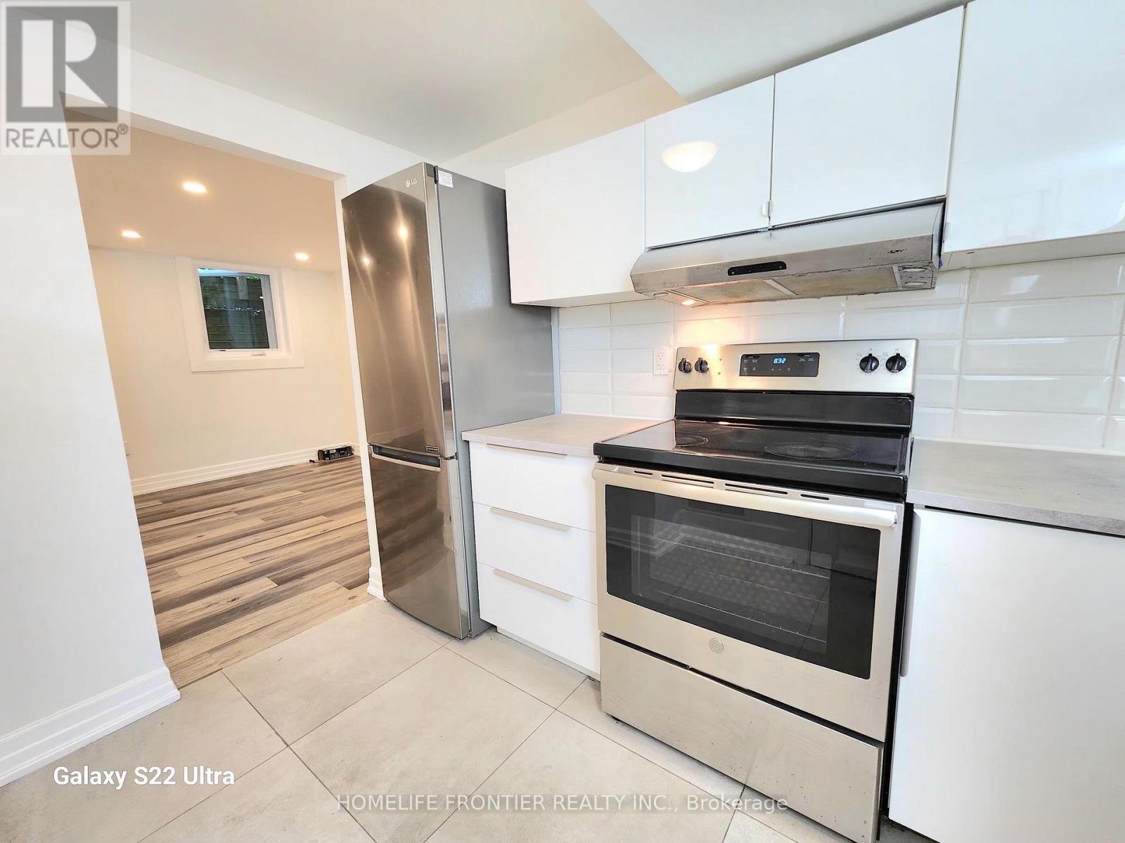 Bsmt - 764 Gorham Street, Newmarket, Ontario  L3Y 1L6 - Photo 3 - N13518922