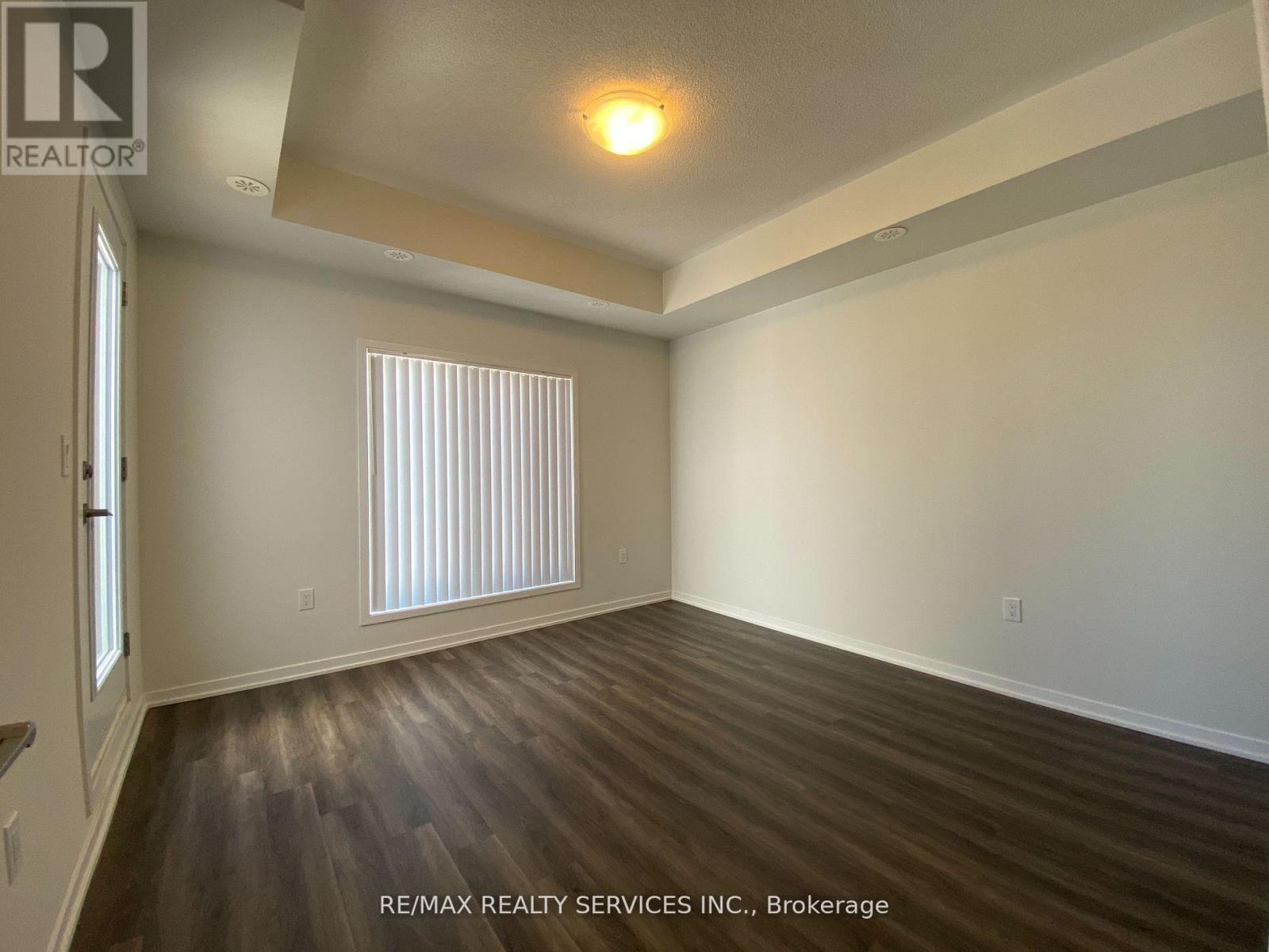 372 - 80 Honeycrisp Crescent, Vaughan, Ontario  L4K 0N7 - Photo 10 - N13518946