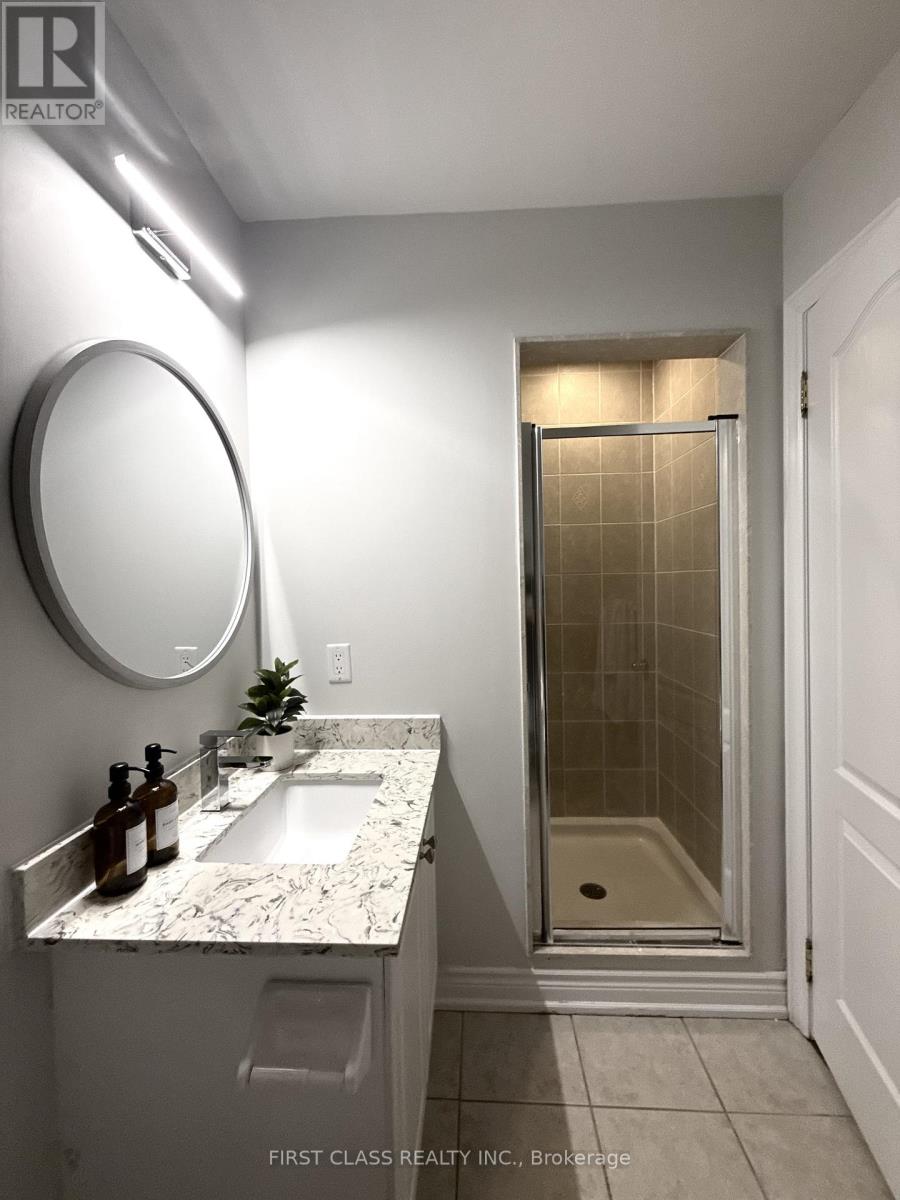 36 Princess Diana Drive N, Markham, Ontario  L6C 0G8 - Photo 7 - N13518966