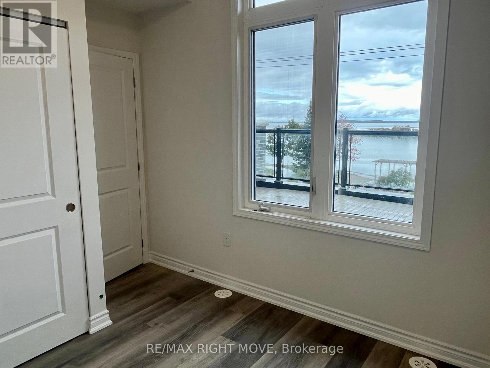 18 Wyn Wood Lane, Orillia, Ontario  L3V 8P6 - Photo 11 - S13518852