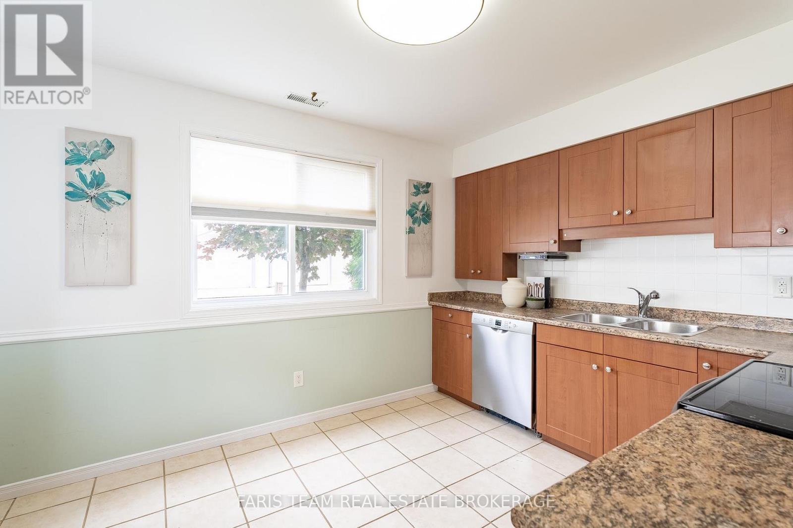 9 - 10 Laguna Parkway, Ramara, Ontario  L0K 1B0 - Photo 4 - S13518956