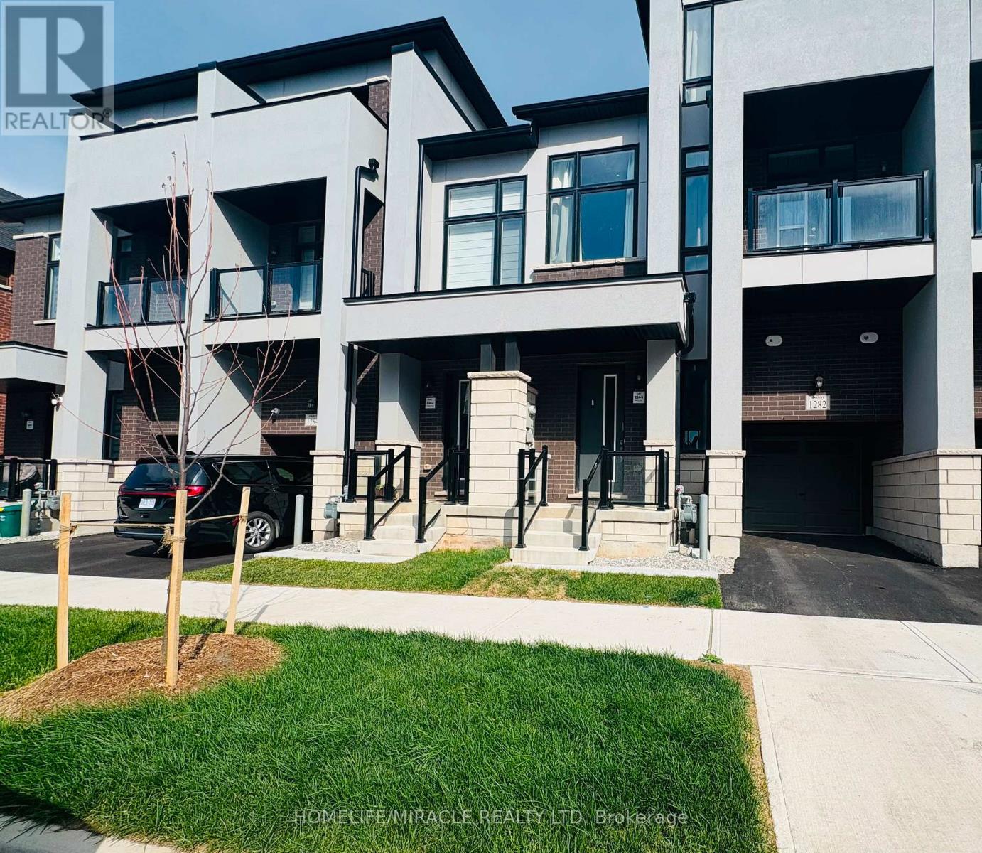 1282 ANTHONIA TRAIL, Oakville, Ontario