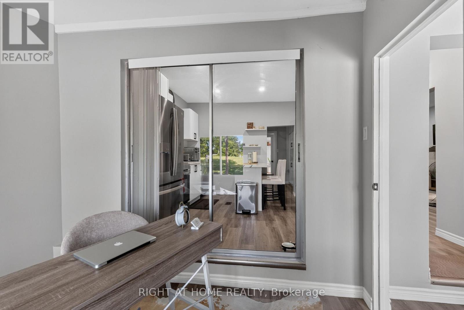77 Pearl Street E, St. Thomas, Ontario  N5P 2P6 - Photo 4 - X13511154
