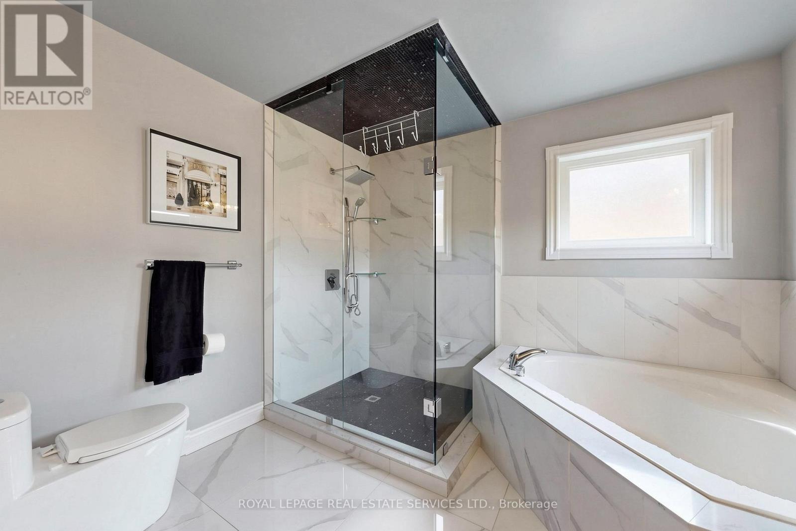 2353 Woodcrest Drive, Oakville, Ontario  L6M 4S2 - Photo 30 - W13518708