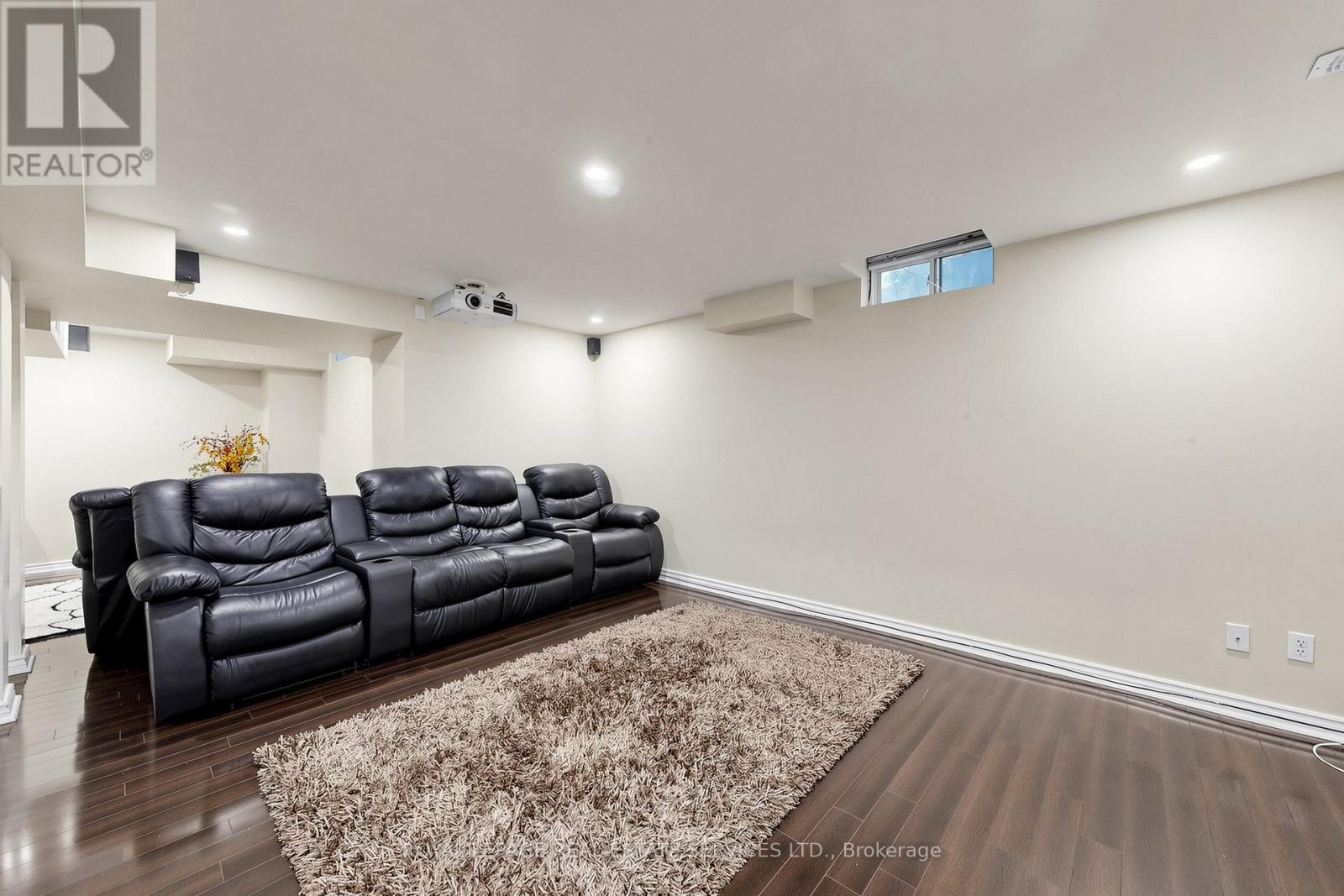 2353 Woodcrest Drive, Oakville, Ontario  L6M 4S2 - Photo 43 - W13518708