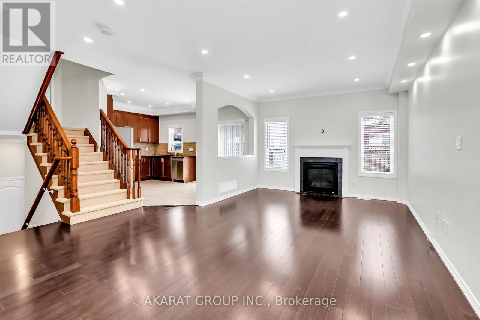 3108 Ferguson Drive, Burlington, Ontario  L7M 0K6 - Photo 5 - W13518728