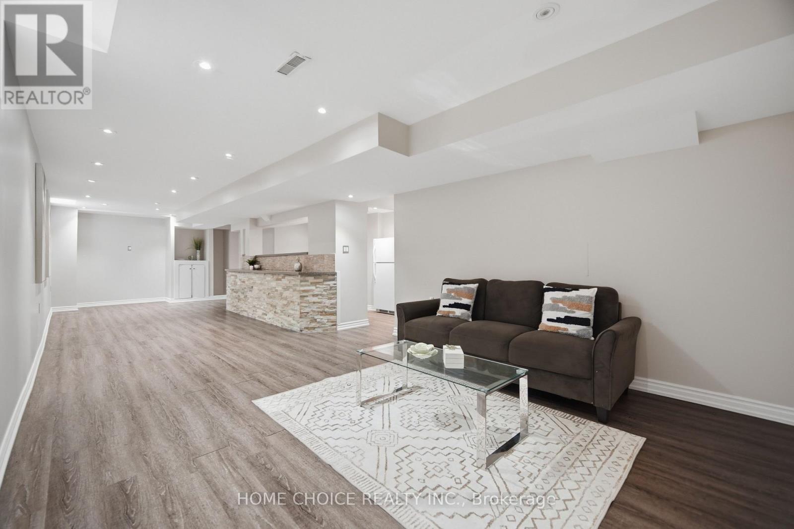 670 Dolby Crescent, Milton, Ontario  L9T 5V5 - Photo 41 - W13518818