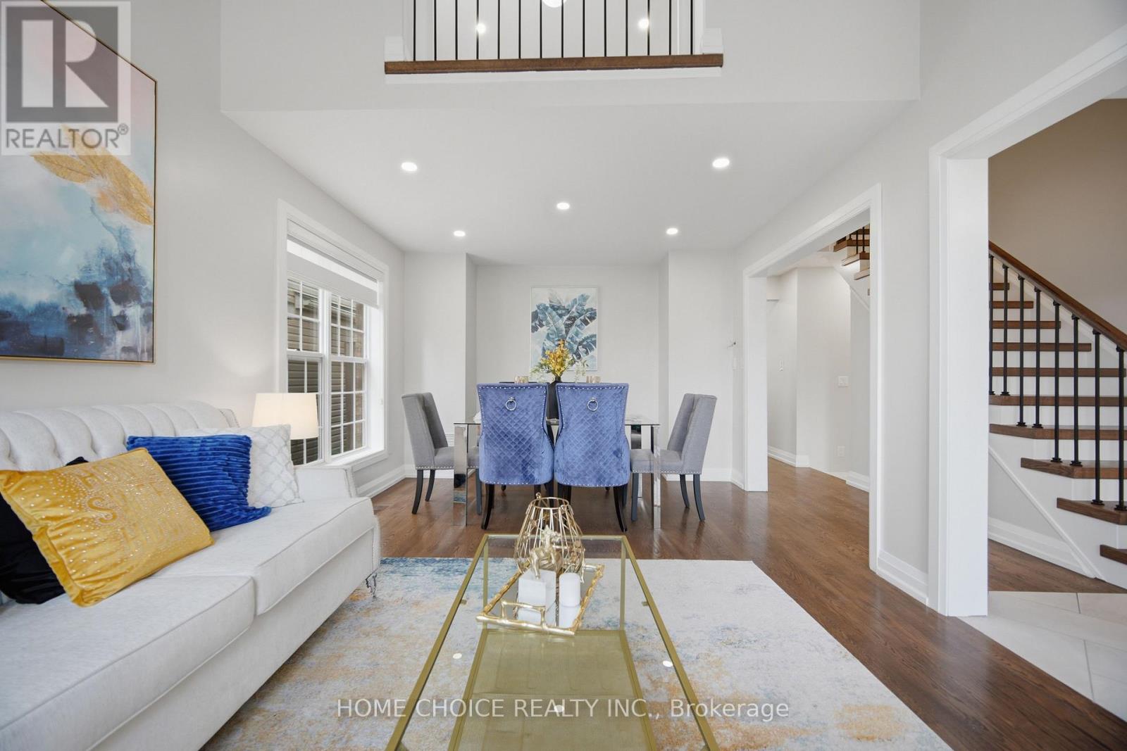 670 Dolby Crescent, Milton, Ontario  L9T 5V5 - Photo 6 - W13518818