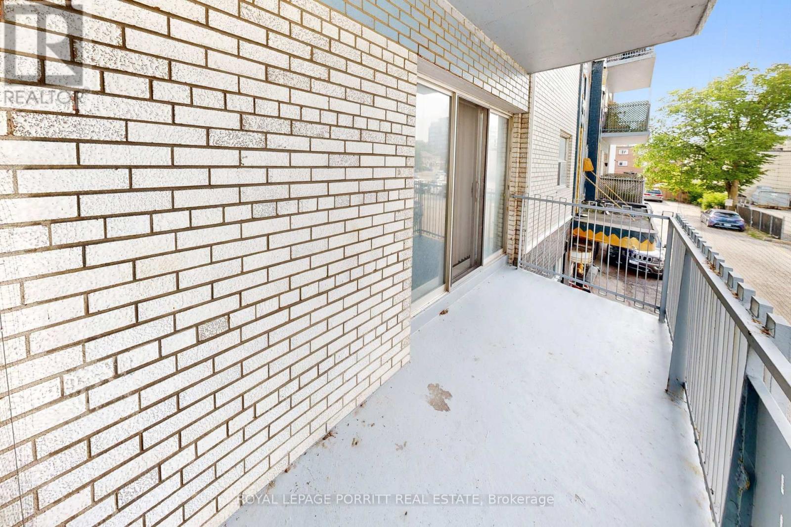 8 - 4 Superior Avenue, Toronto, Ontario  M8V 2M4 - Photo 19 - W13518912