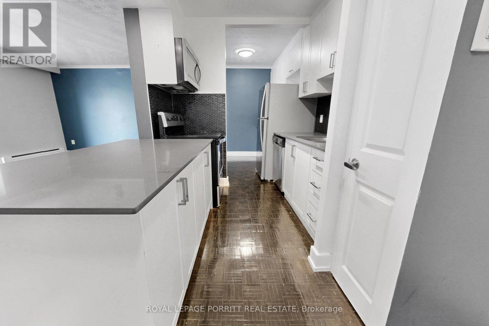 8 - 4 Superior Avenue, Toronto, Ontario  M8V 2M4 - Photo 4 - W13518912