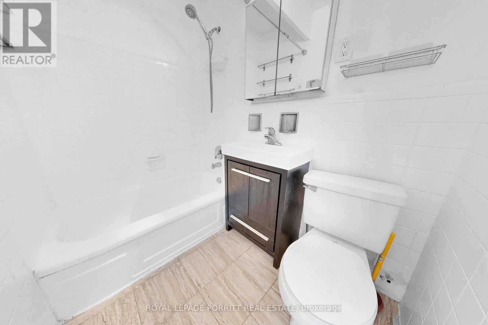 39 - 2 Superior Avenue, Toronto, Ontario  M8V 2M3 - Photo 7 - W13518914