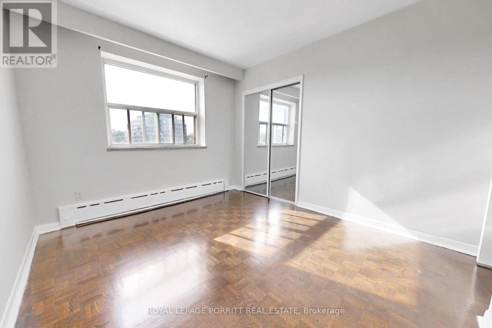 39 - 2 Superior Avenue, Toronto, Ontario  M8V 2M3 - Photo 9 - W13518914