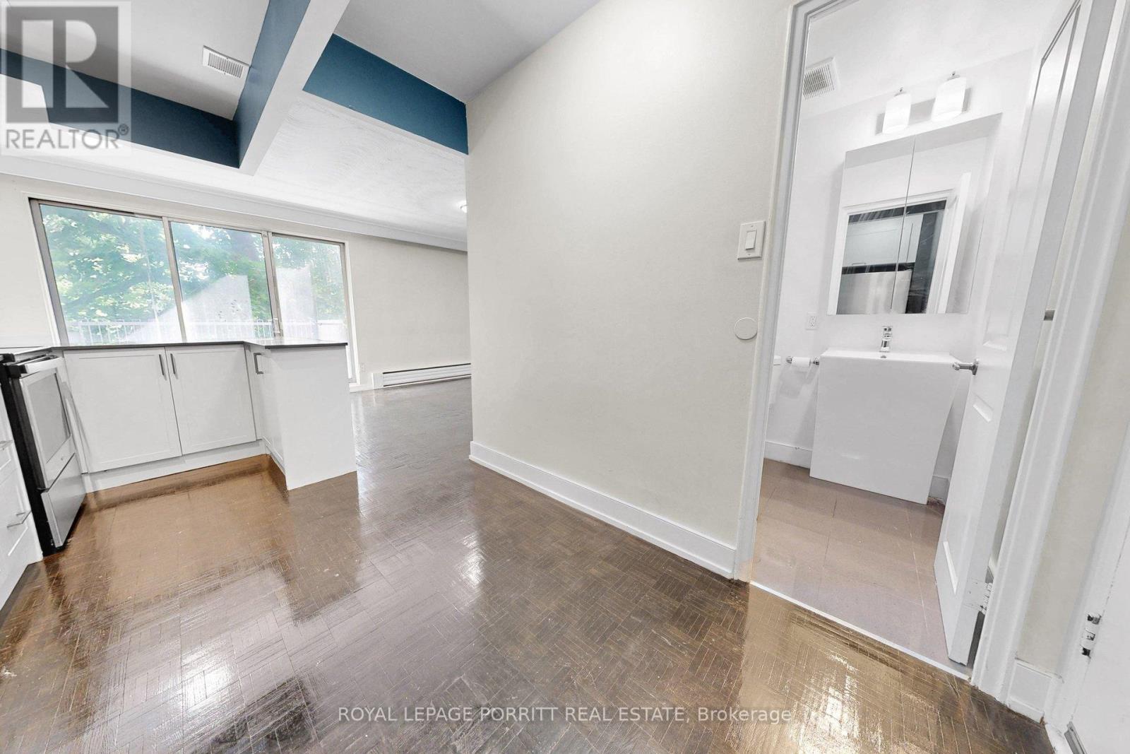 30 - 4 Superior Avenue, Toronto, Ontario  M8V 2M4 - Photo 4 - W13518916
