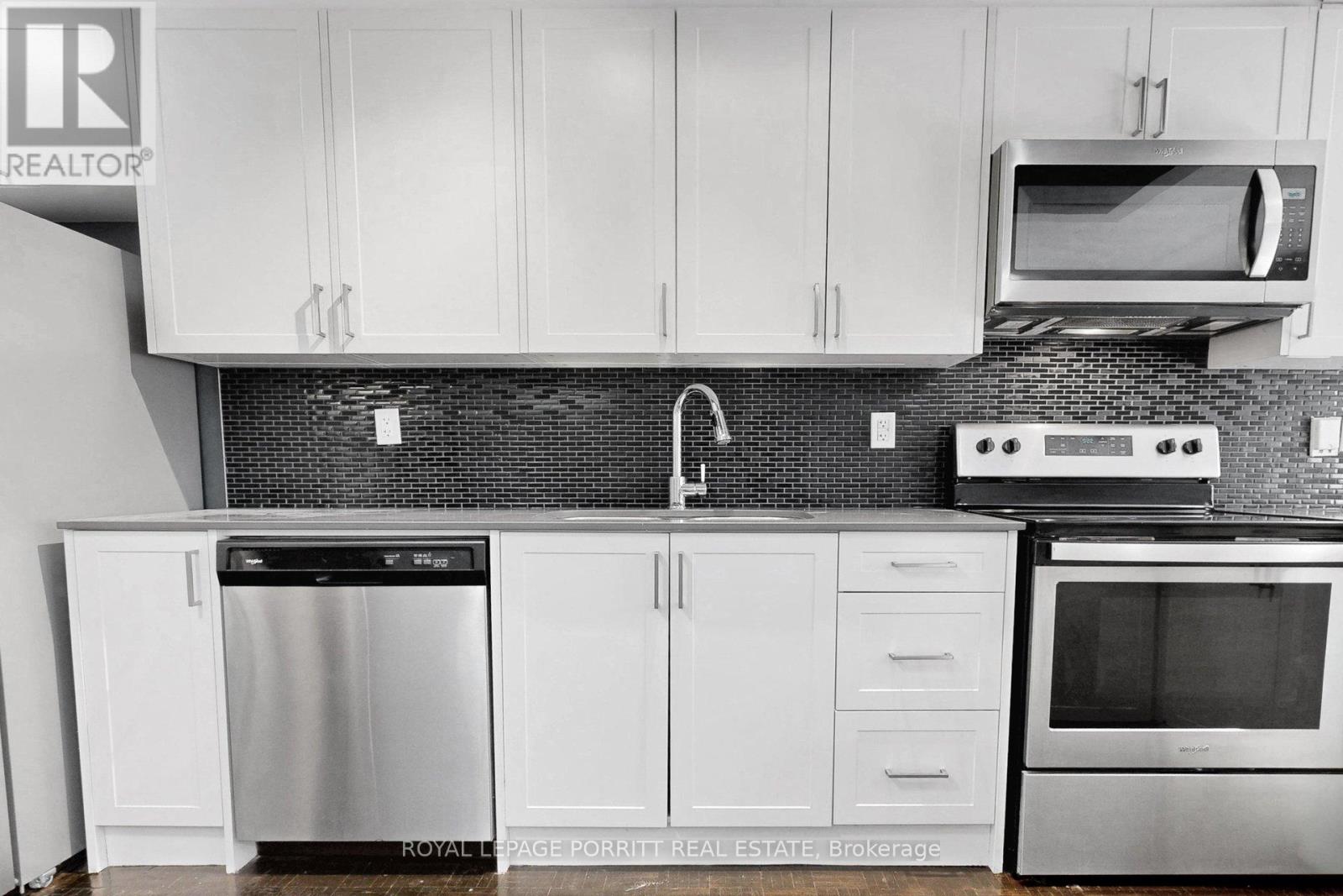 30 - 4 Superior Avenue, Toronto, Ontario  M8V 2M4 - Photo 7 - W13518916