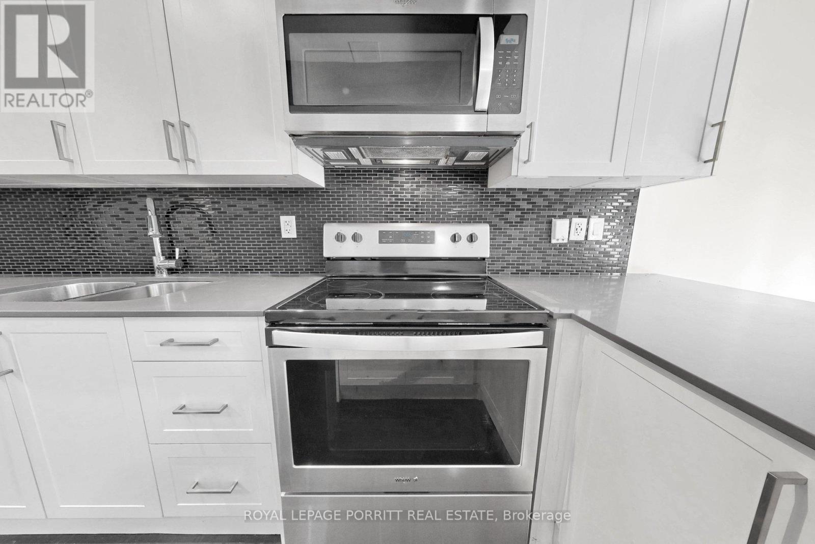 30 - 4 Superior Avenue, Toronto, Ontario  M8V 2M4 - Photo 8 - W13518916