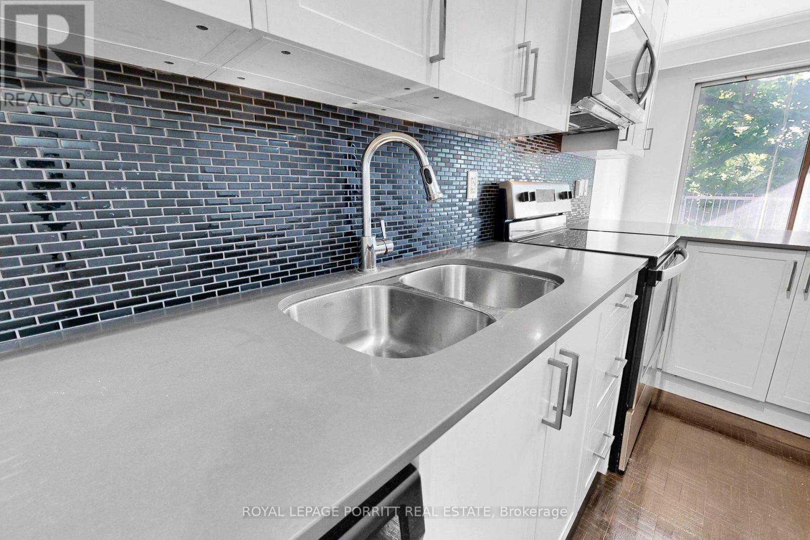 30 - 4 Superior Avenue, Toronto, Ontario  M8V 2M4 - Photo 9 - W13518916