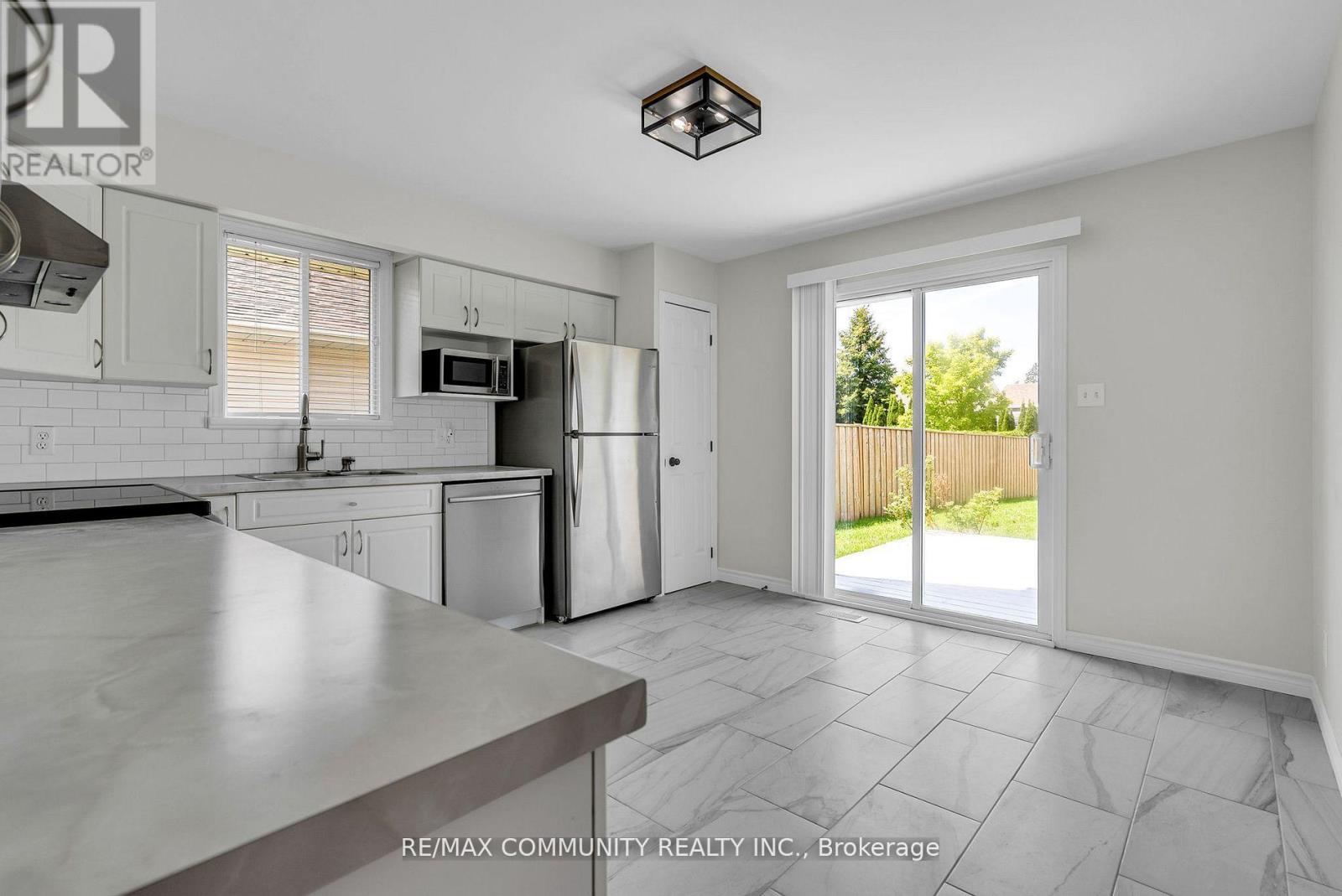 276 Northwoods Crescent, Cornwall, Ontario  K6H 7K3 - Photo 5 - X13518788