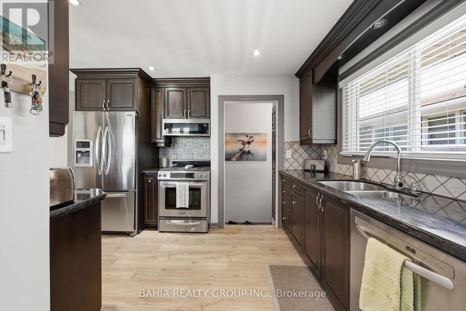 3 Kenwood Crescent, Hamilton, Ontario  L8T 1W3 - Photo 5 - X13518854