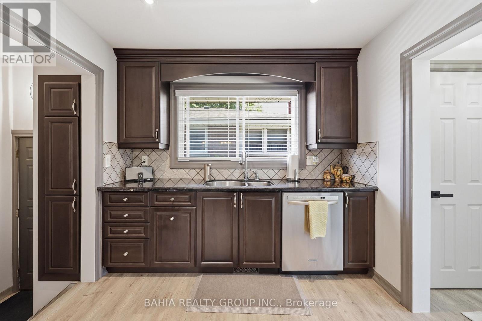 3 Kenwood Crescent, Hamilton, Ontario  L8T 1W3 - Photo 9 - X13518854