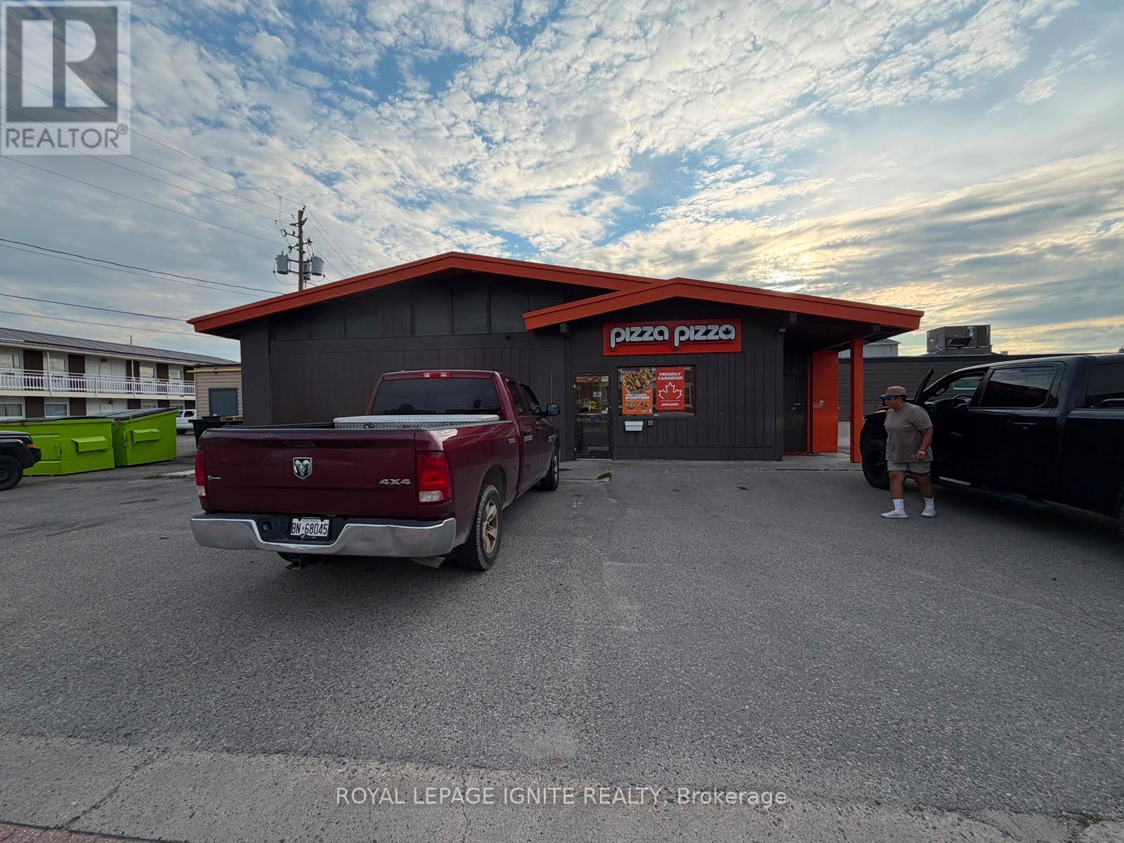 297 Scott Street, Fort Frances, Ontario  P9A 1G8 - Photo 2 - X13518972
