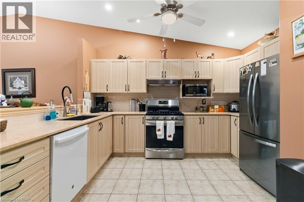 35 Stratford Terrace Unit# 12, Brantford, Ontario N3T 6R8 - Photo 11 - 40844352