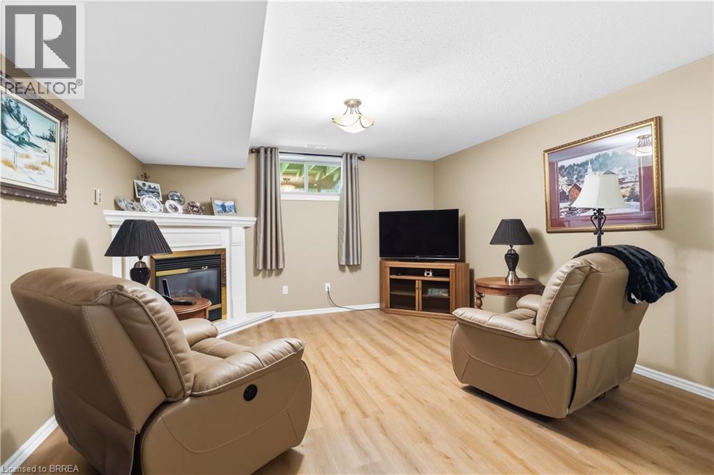 35 Stratford Terrace Unit# 12, Brantford, Ontario N3T 6R8 - Photo 34 - 40844352