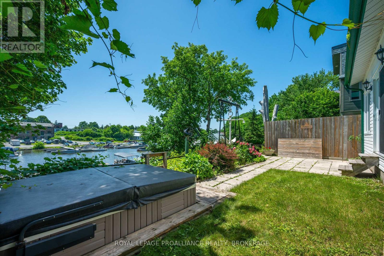 370 Stone Street S, Gananoque, Ontario  K7G 2A4 - Photo 7 - X13518932