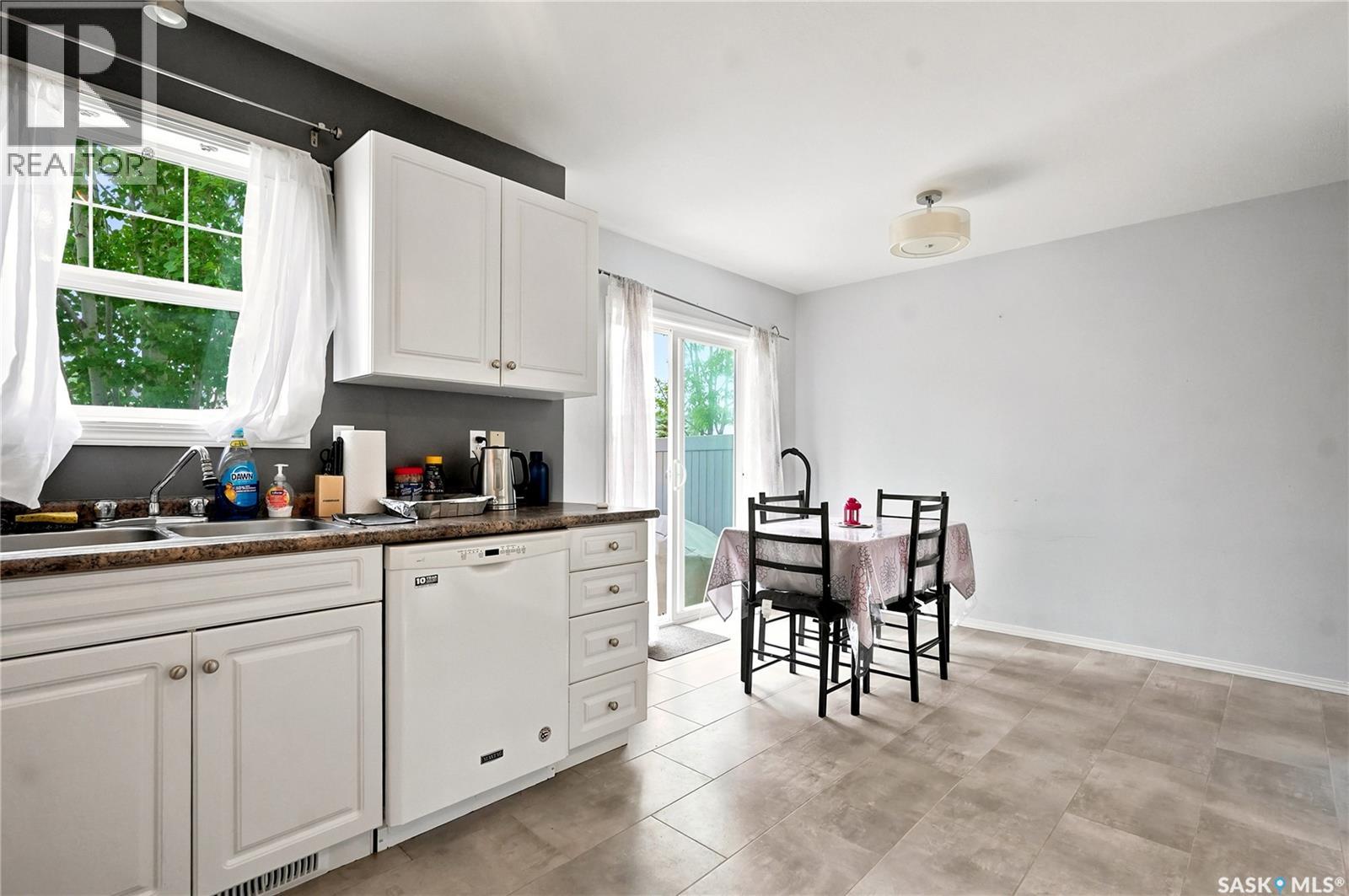8 203 Herold Terrace, Saskatoon, Saskatchewan  S7V 1H4 - Photo 11 - SK041406