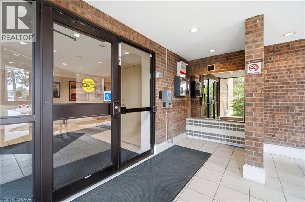 3025 Queen Frederica Drive Unit# 201, Mississauga, Ontario  L4Y 3A1 - Photo 11 - 40843797