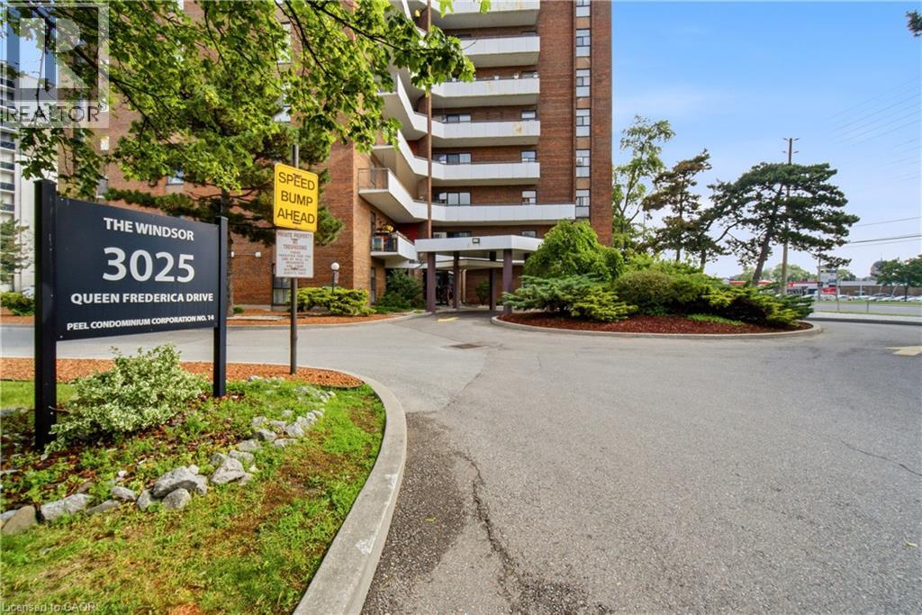 3025 Queen Frederica Drive Unit# 201, Mississauga, Ontario  L4Y 3A1 - Photo 9 - 40843797