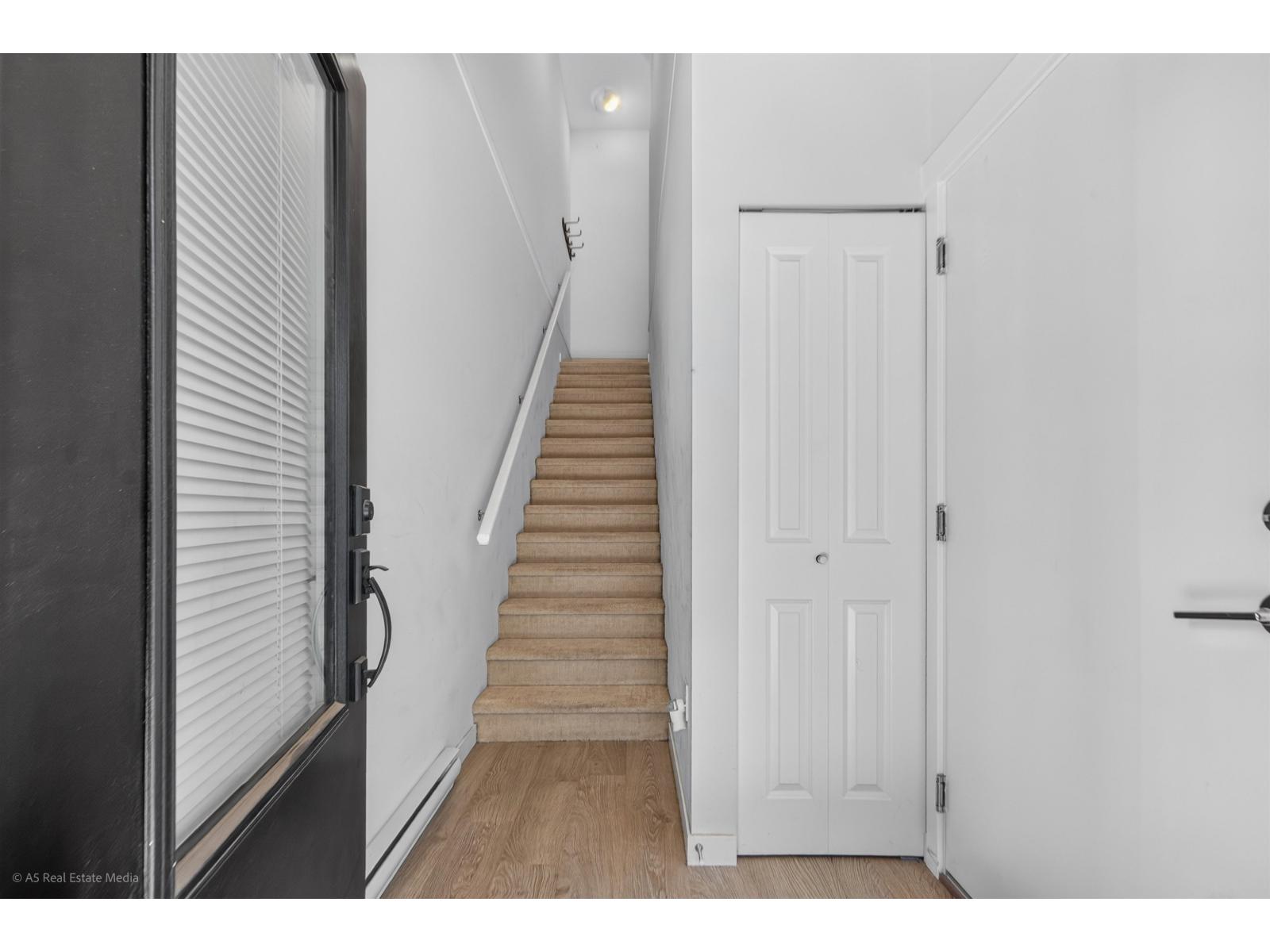 9 15151 Edmund Drive, Surrey, British Columbia  V3S 0B2 - Photo 4 - R3141767