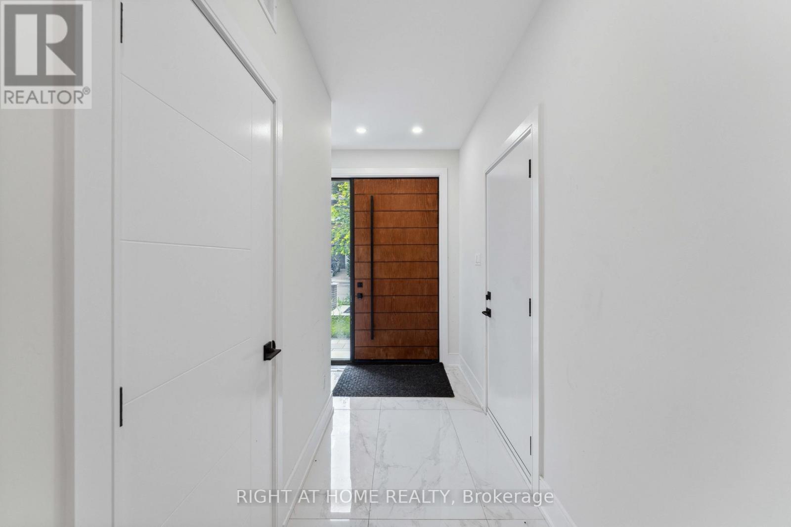 187 Carleton Avenue, Ottawa, Ontario  K1Y 0J5 - Photo 4 - X13519044
