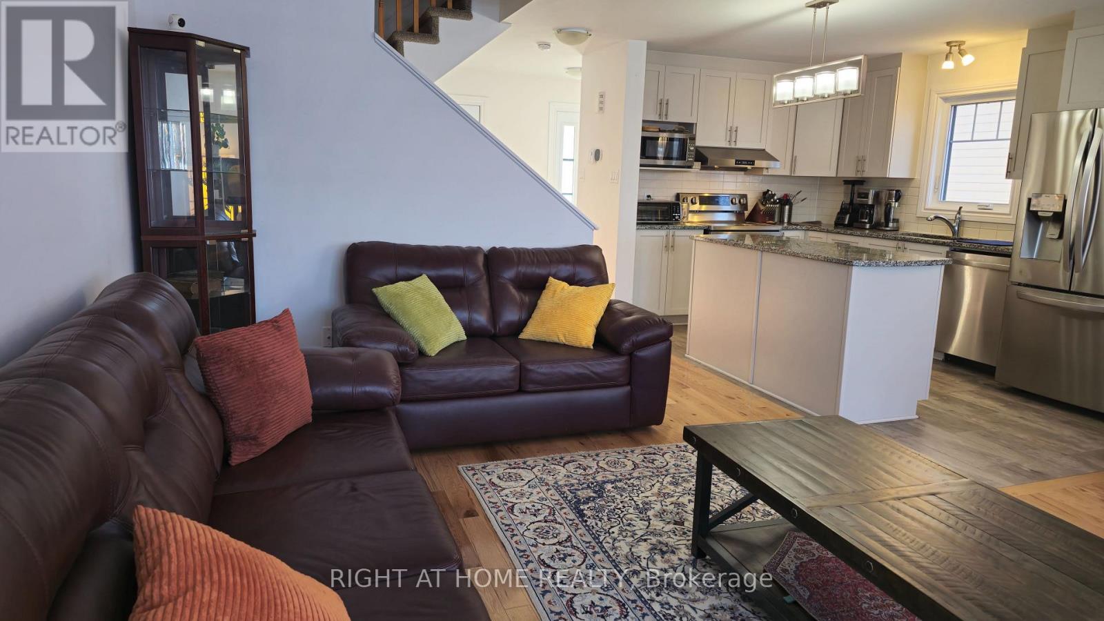 330 Twilight Avenue, Russell, Ontario  K4R 0E3 - Photo 5 - X13519126