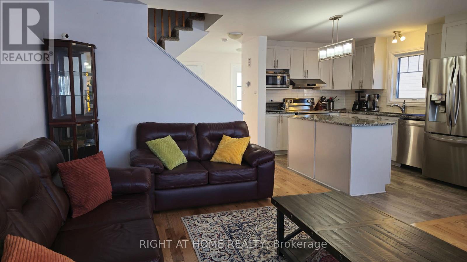 330 Twilight Avenue, Russell, Ontario  K4R 0E3 - Photo 6 - X13519126