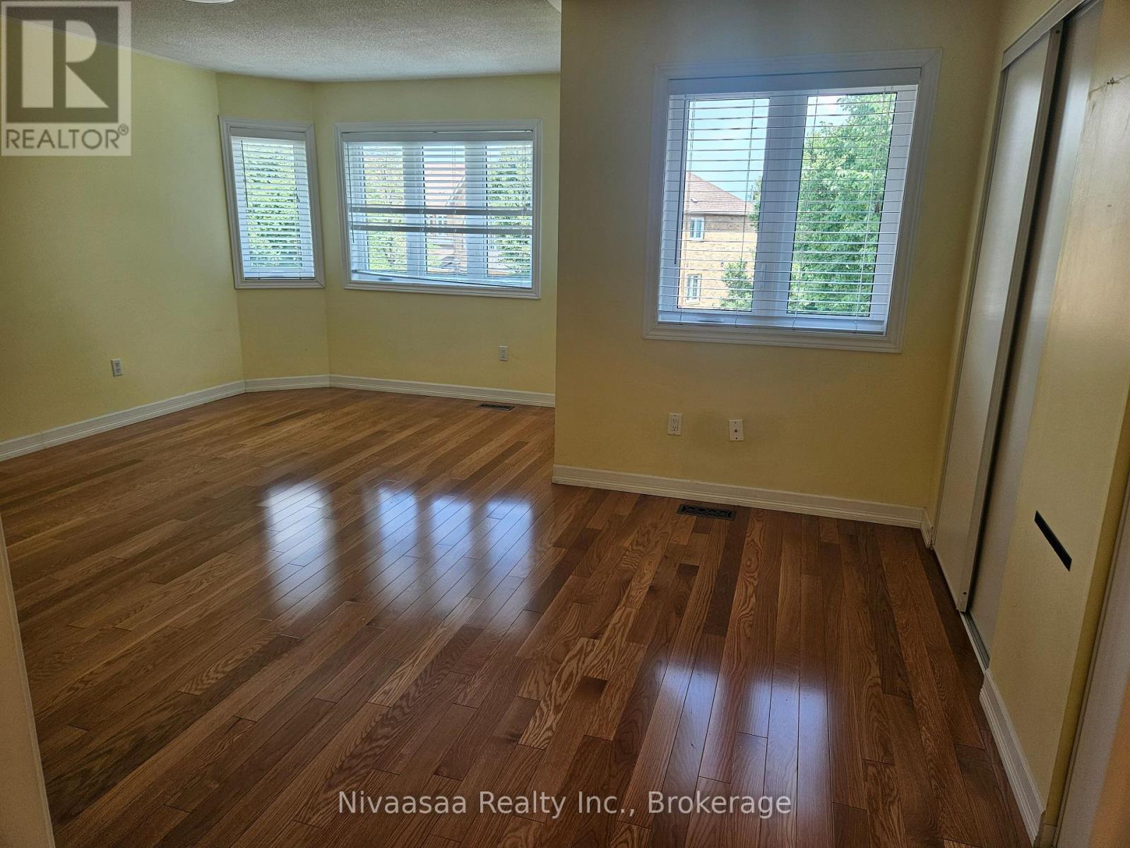 39 - 28 Gilgorm Road, Brampton, Ontario  L6X 4P5 - Photo 12 - W13519090