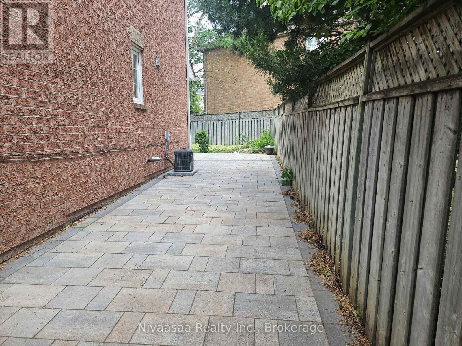 39 - 28 Gilgorm Road, Brampton, Ontario  L6X 4P5 - Photo 26 - W13519090