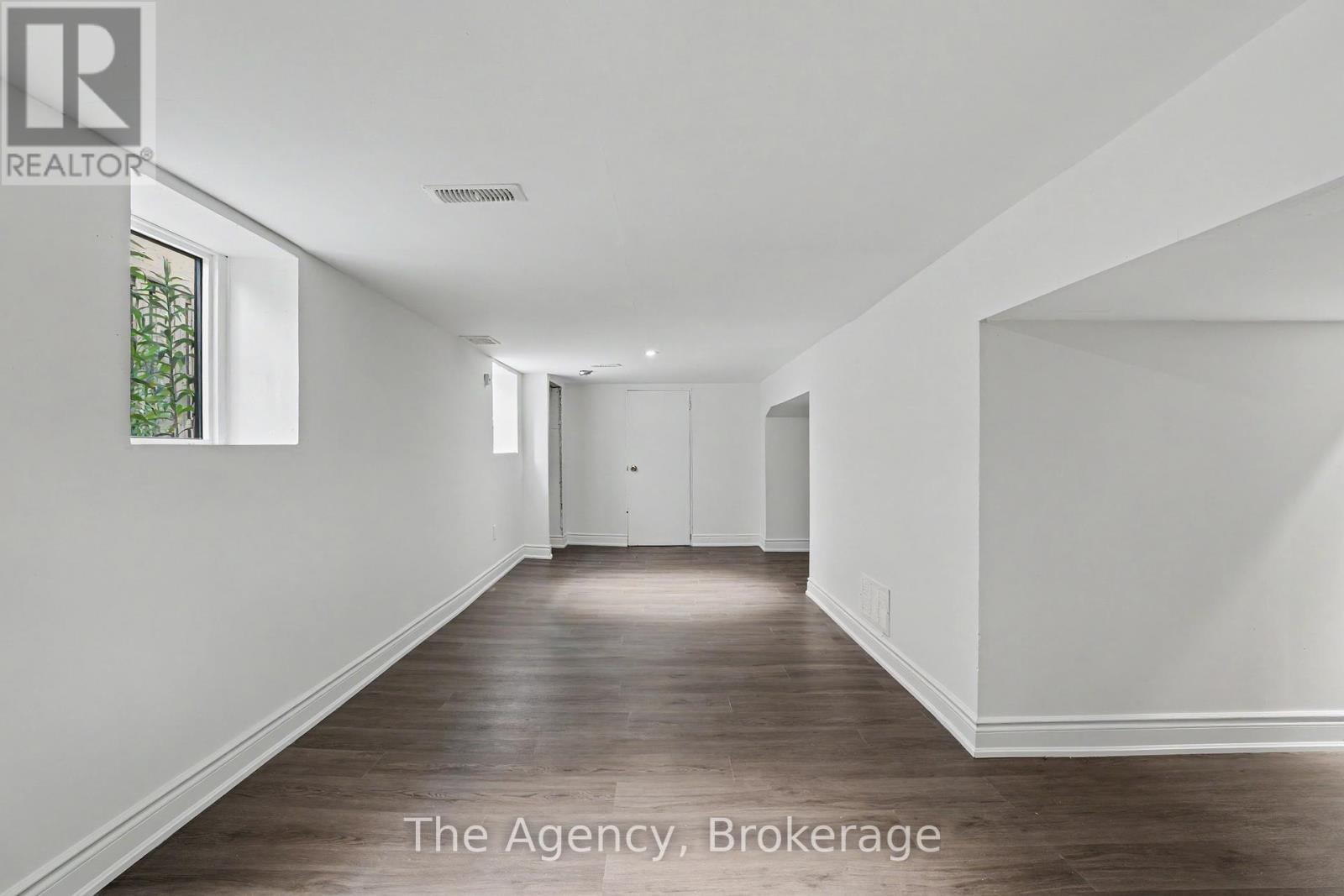 881 Lakeshore Road E, Mississauga, Ontario  L5E 1E2 - Photo 21 - W13519106
