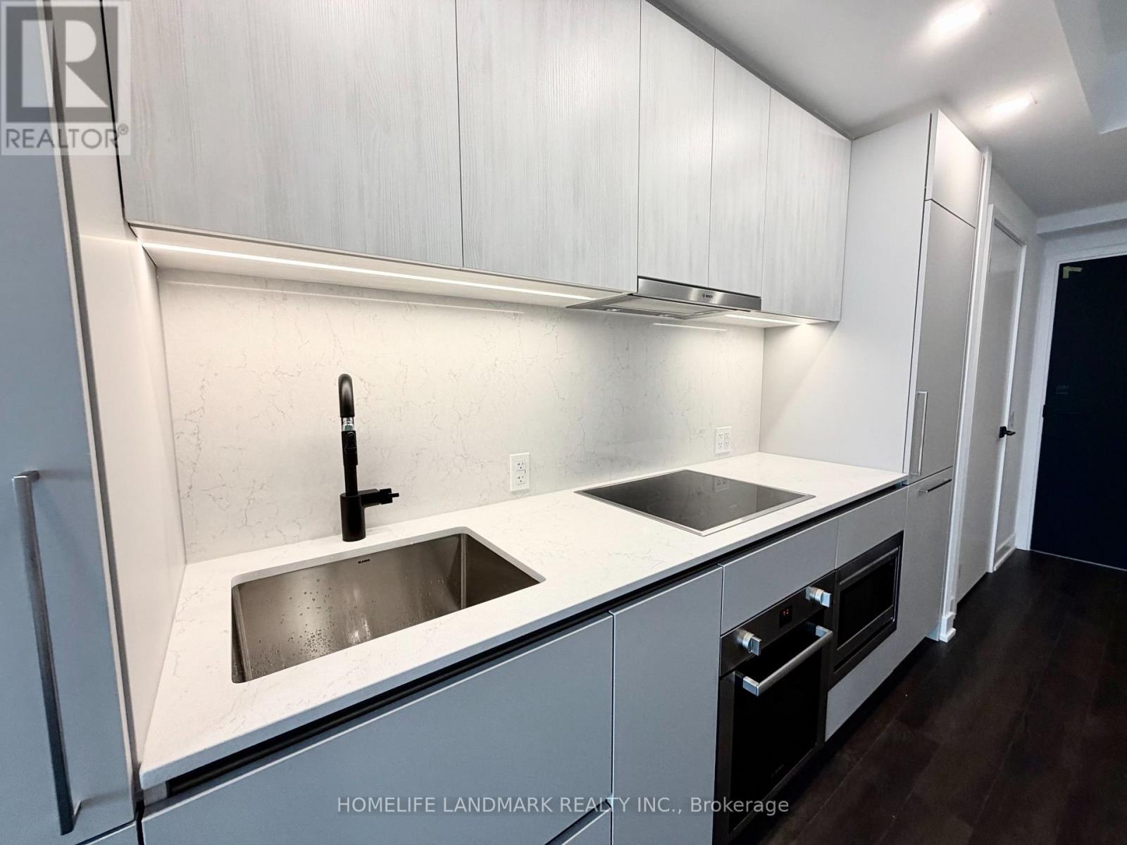 3801 - 609 Sherbourne Street, Toronto, Ontario  M4X 0A4 - Photo 3 - C13519100