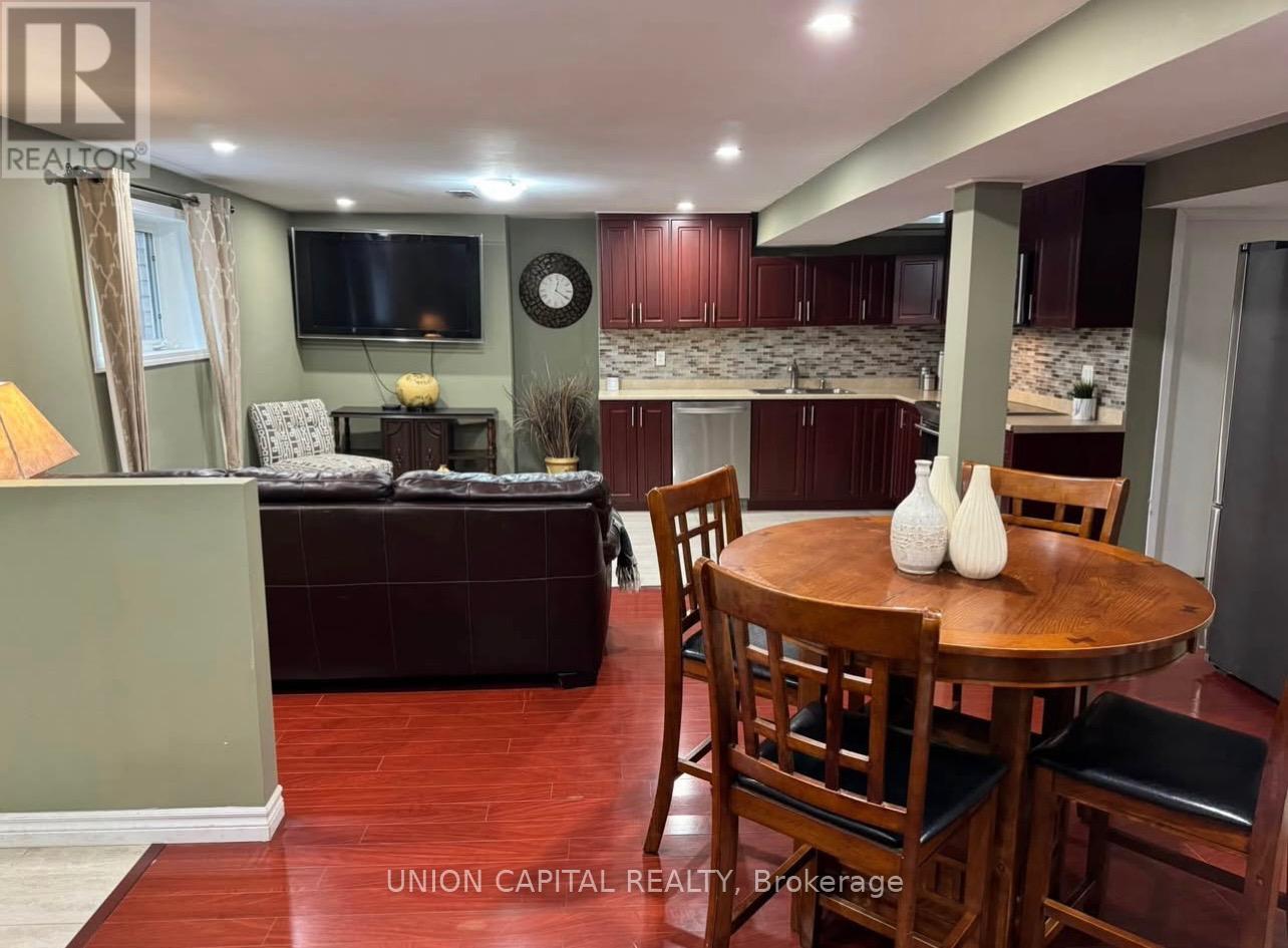 Basement - 21 Denbury Court, Whitby, Ontario  L1M 0H5 - Photo 2 - E13519066