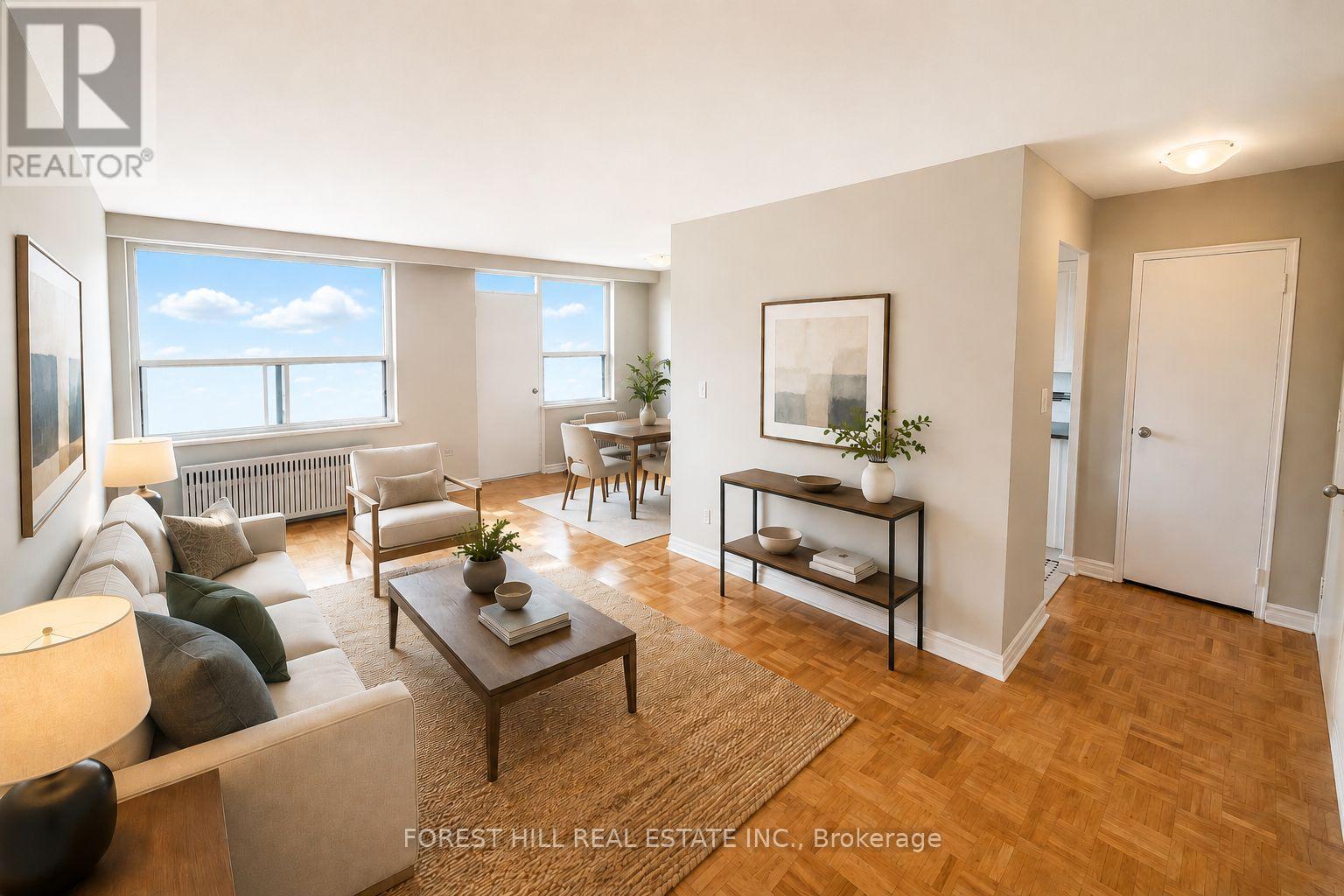 702 - 106 GOODWOOD PARK