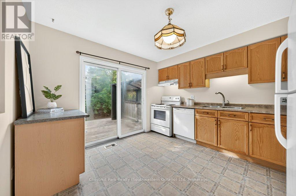 58 Cedarvale Avenue, Guelph, Ontario N1E 6Y3 - Photo 22 - X13519006