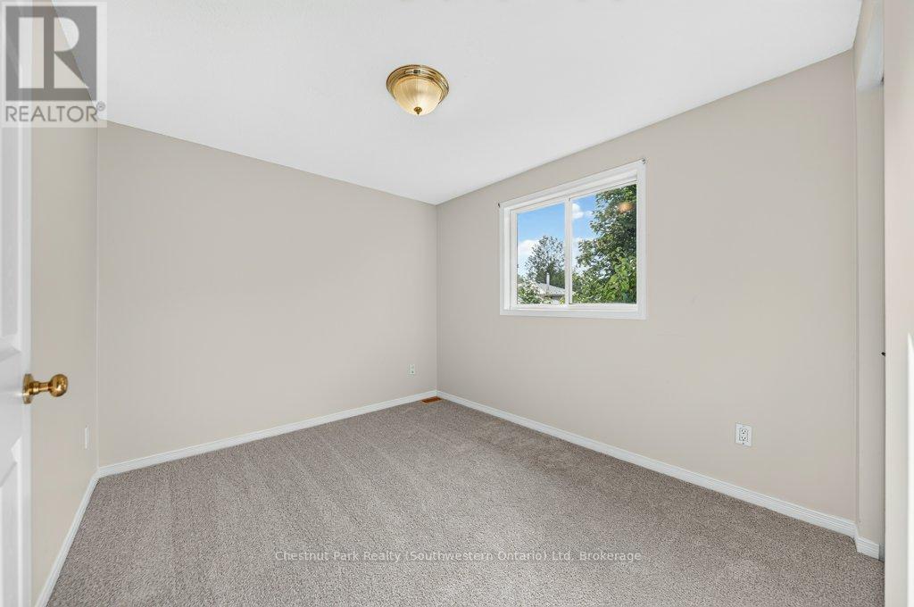58 Cedarvale Avenue, Guelph, Ontario N1E 6Y3 - Photo 32 - X13519006
