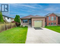 572 SCOUGALL COURT, Kincardine, Ontario