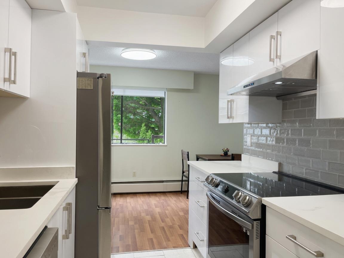 106 1360 Martin Street, White Rock, British Columbia  V4B 3W5 - Photo 4 - R3141958
