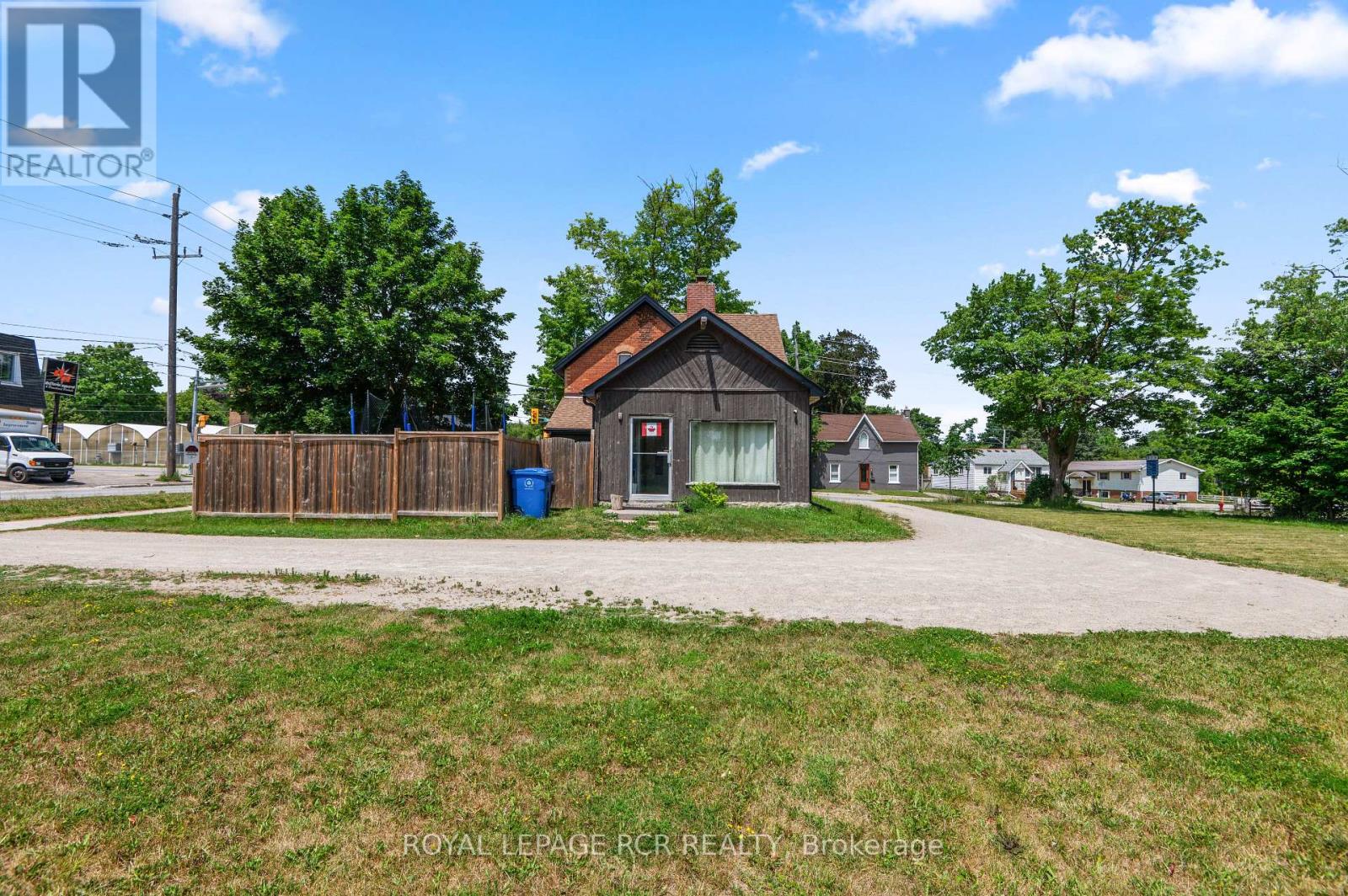 53 Town Line, Orangeville, Ontario L9W 1V3 - Photo 26 - W12992560