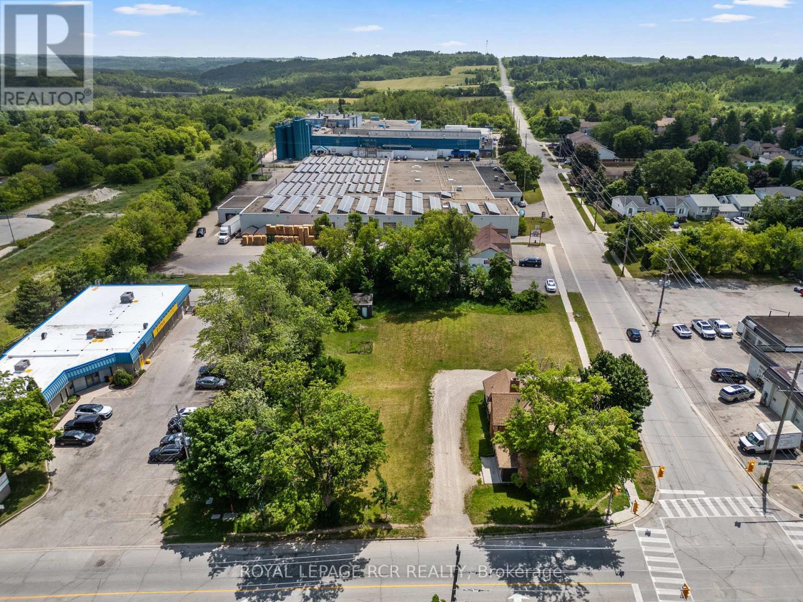 53 Town Line, Orangeville, Ontario L9W 1V3 - Photo 34 - W12992560