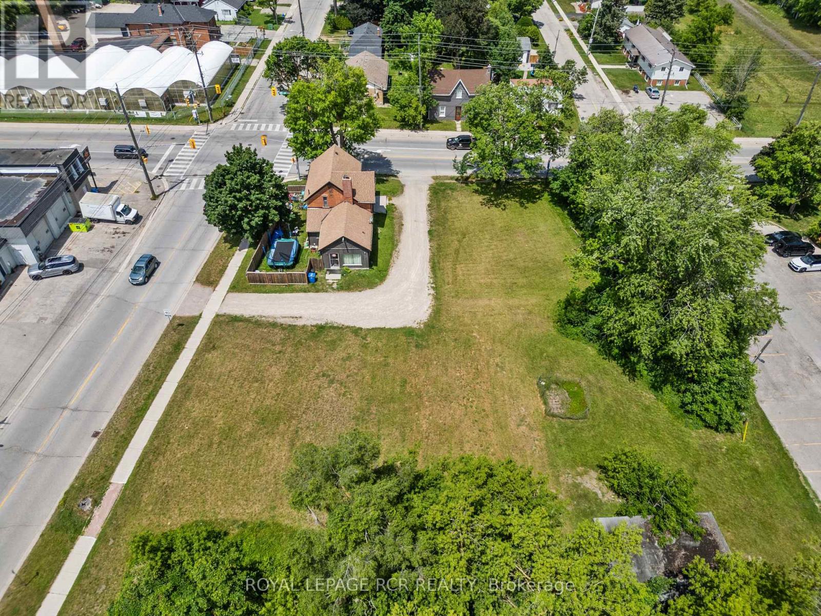 53 Town Line, Orangeville, Ontario L9W 1V3 - Photo 9 - W12992560