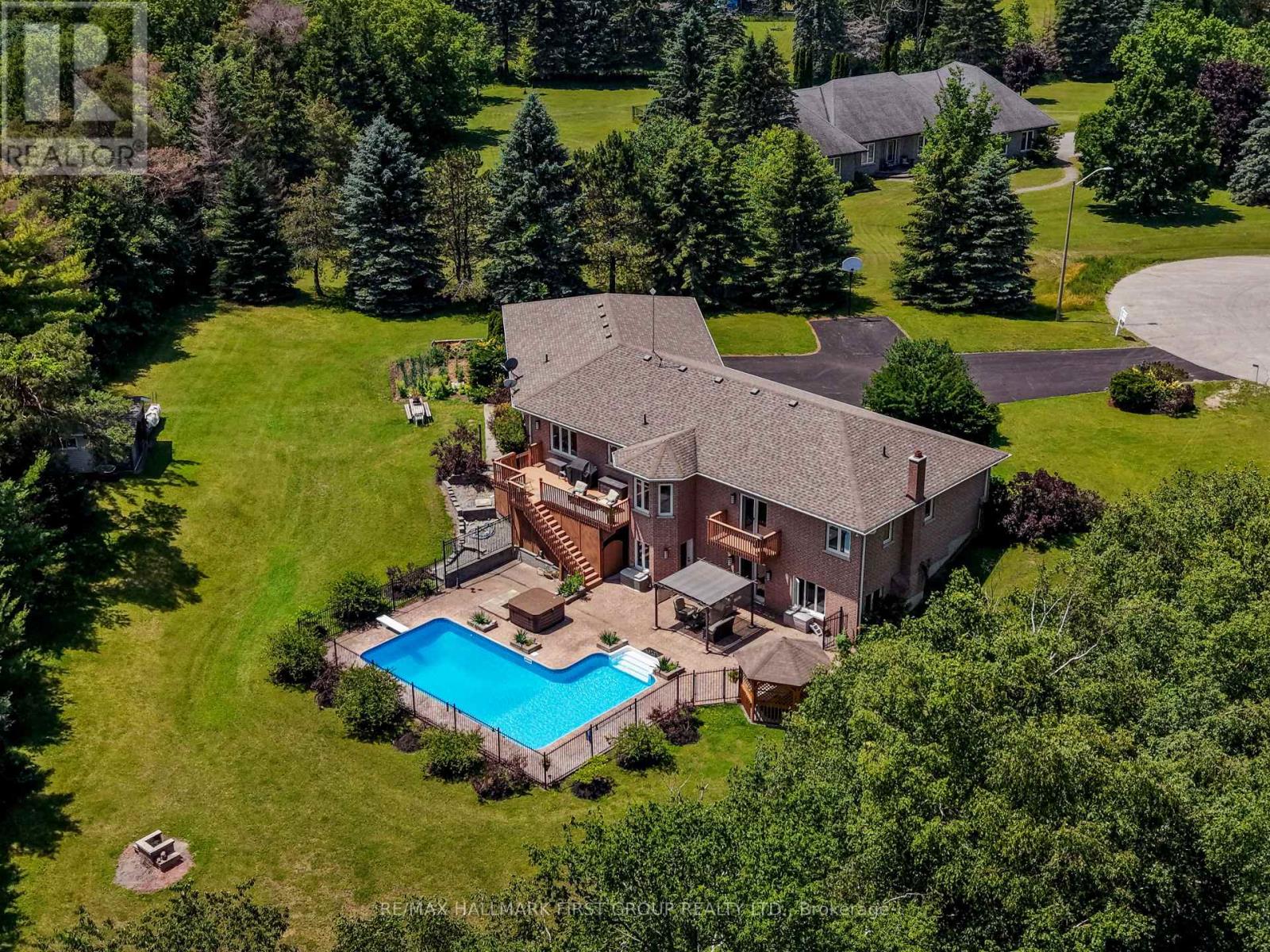 3211 CHARBROOK CRESCENT, Hamilton Township, Ontario